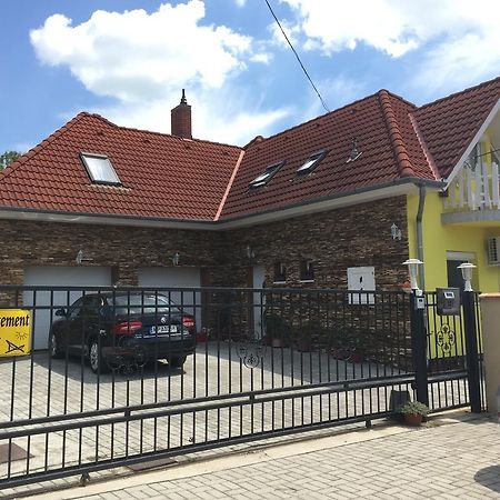 Csikós Apartman Gyenesdiás Kültér fotó