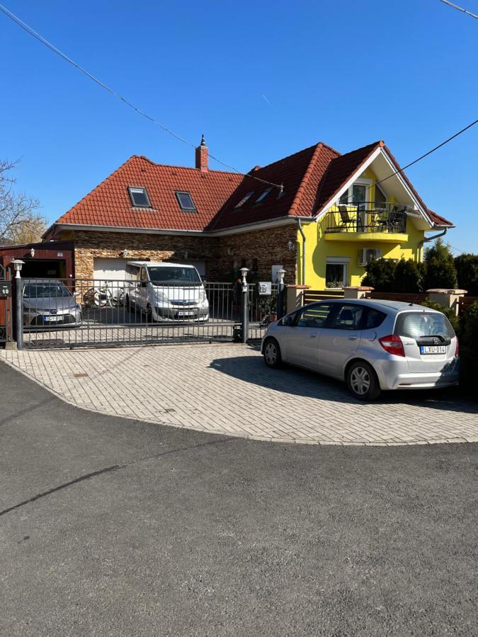 Csikós Apartman Gyenesdiás Kültér fotó