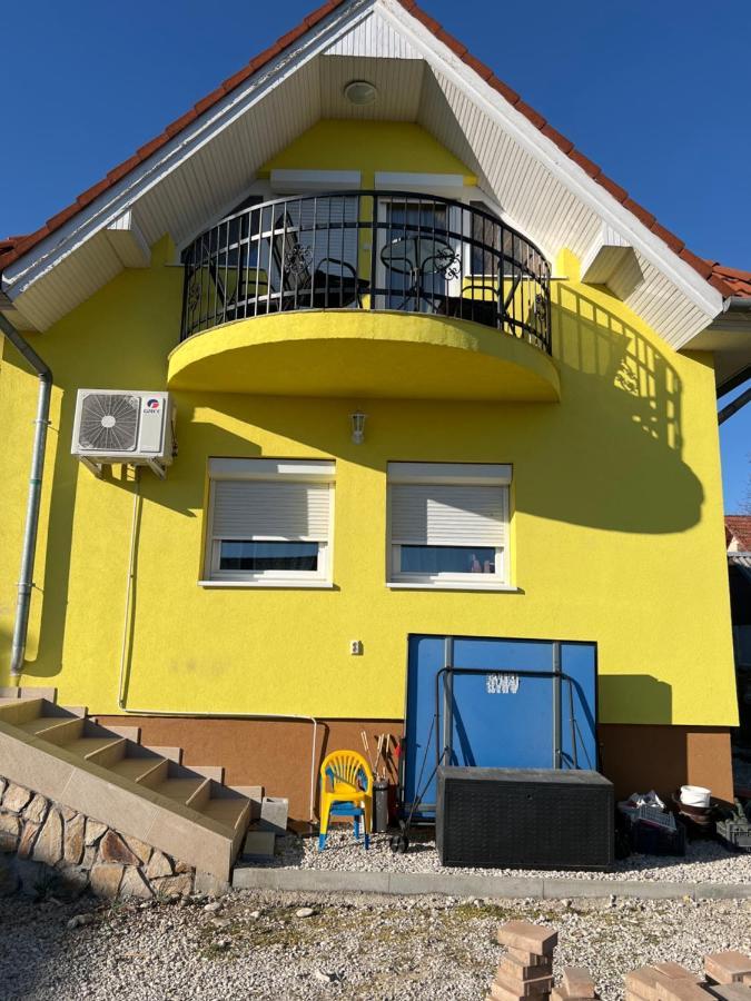 Csikós Apartman Gyenesdiás Kültér fotó