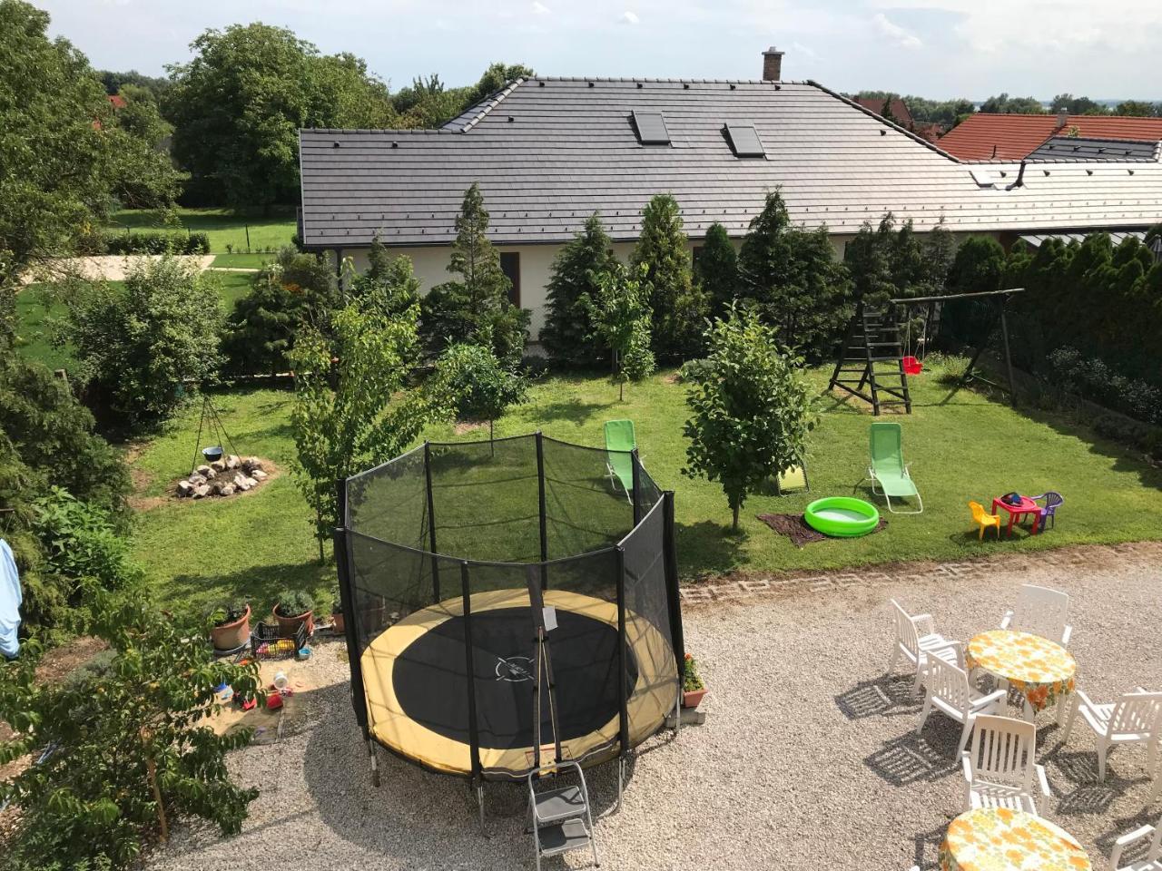 Csikós Apartman Gyenesdiás Kültér fotó
